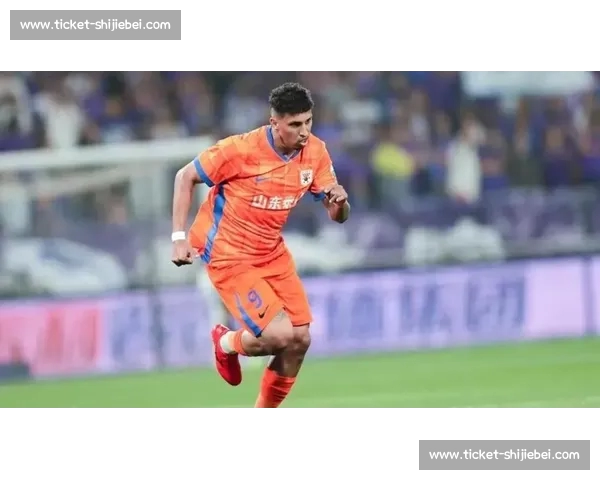 泰山俱乐部严正辟谣克雷桑转会传闻：不实信息扰乱军心